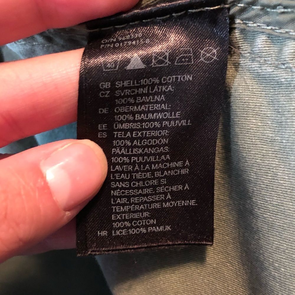 ‎3 for $30! H&M divide green jacket - Picture 5 of 13